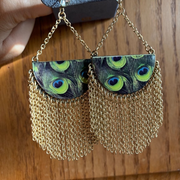 Such Fun - Large Peacock Gold Chain Fringe Post Earrings - Drag Queen Earrings - Picture 3 of 7